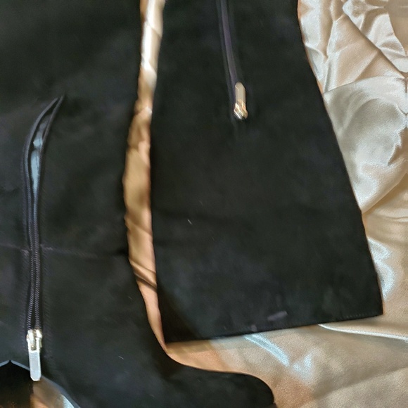 New Libby Edelman Boots black with red flowers - Picture 5 of 7